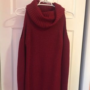 Off-shoulder long-sleeved turtleneck sweater